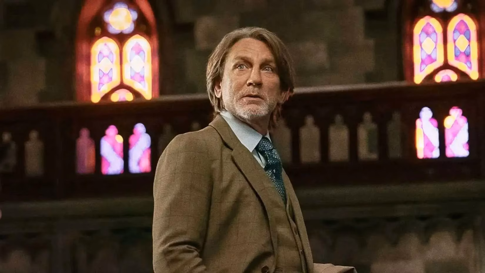 knives-out-wake-up-dead-man-oscar-prospects-and-thematic-depth-image-2