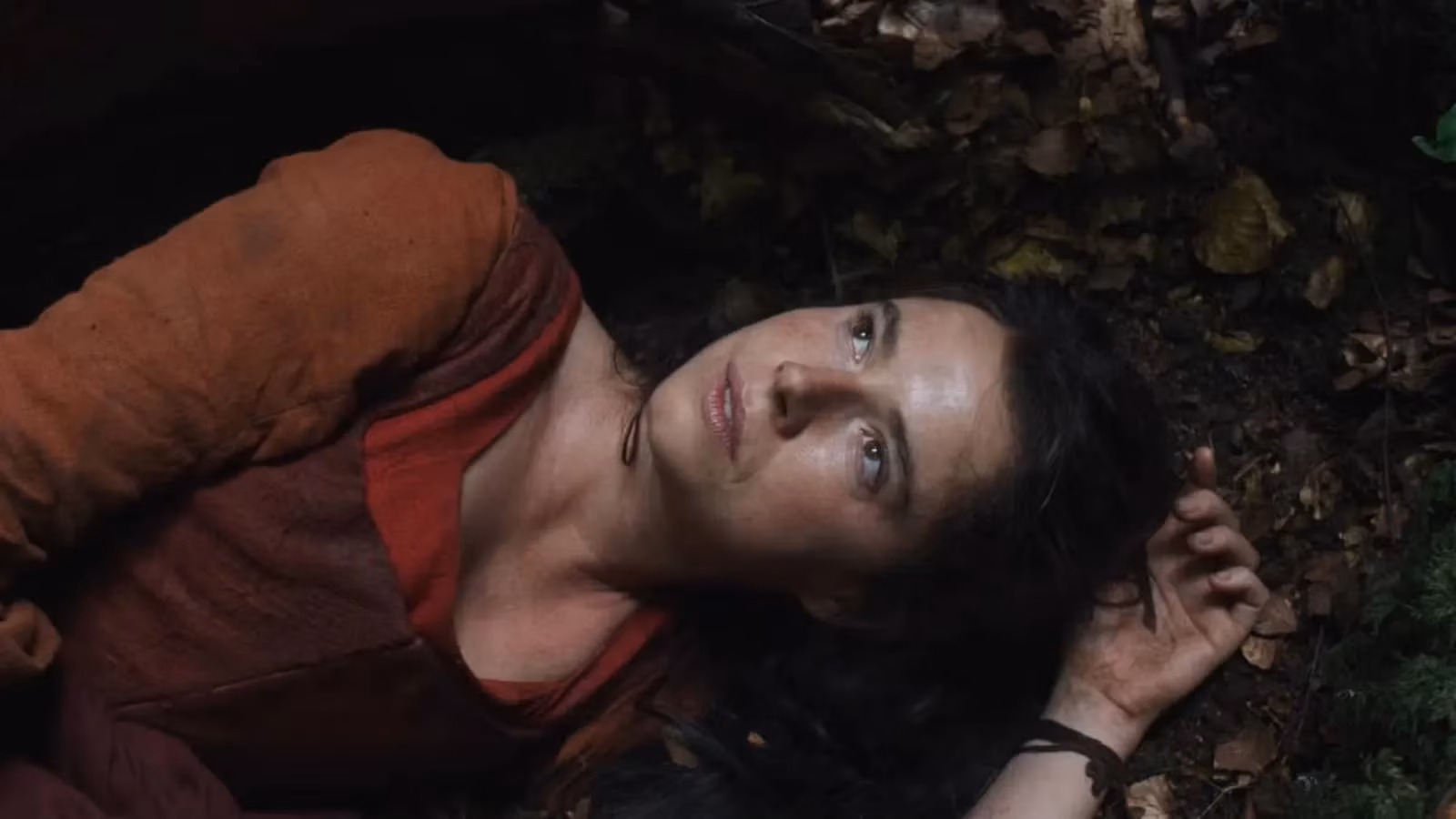 hamnet-s-oscar-hustle-can-this-tearjerker-sob-its-way-past-a-stubborn-old-guard-image-0