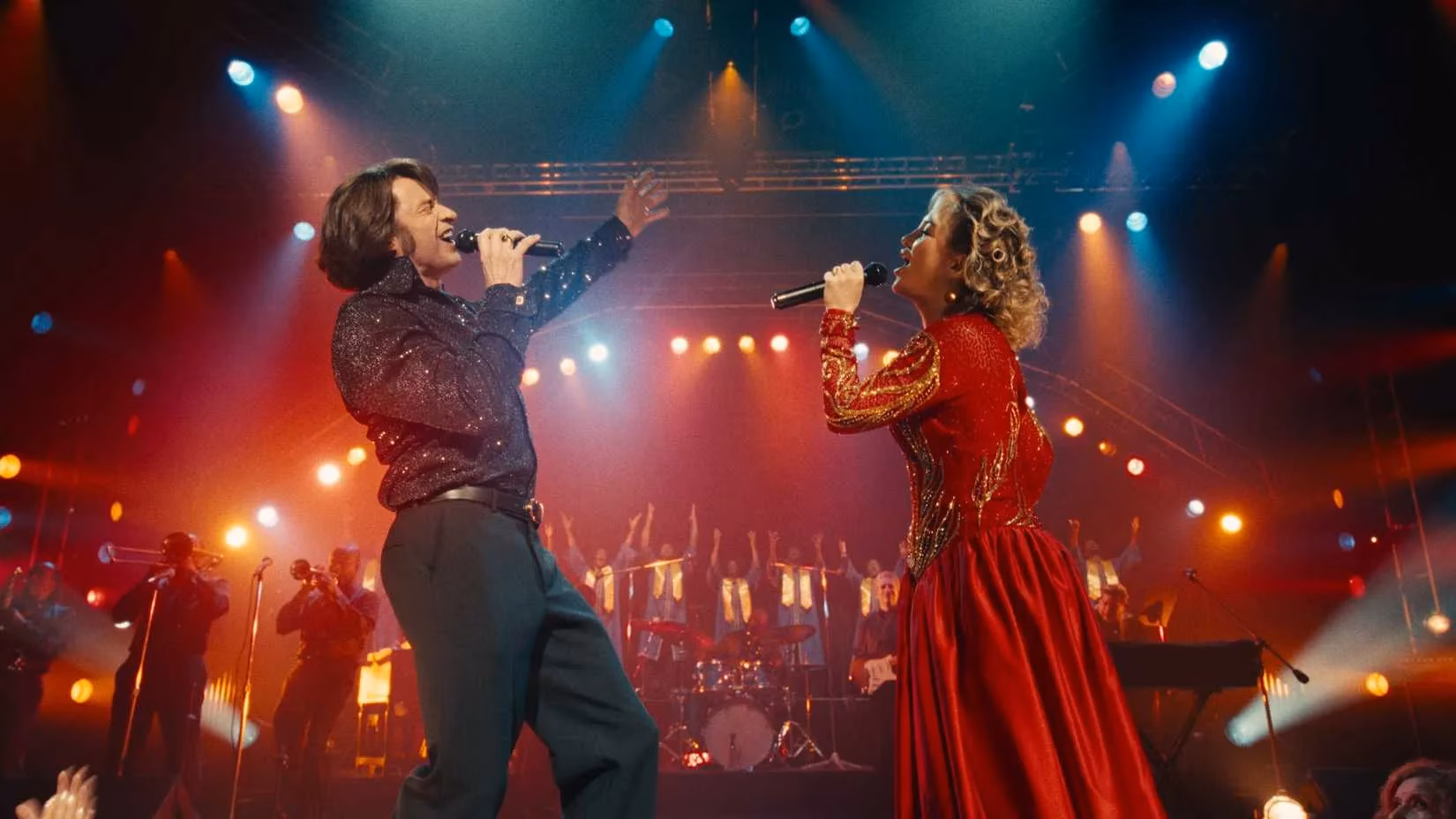 song-sung-blue-2025-a-heartfelt-cheesy-and-utterly-charming-escape-image-0