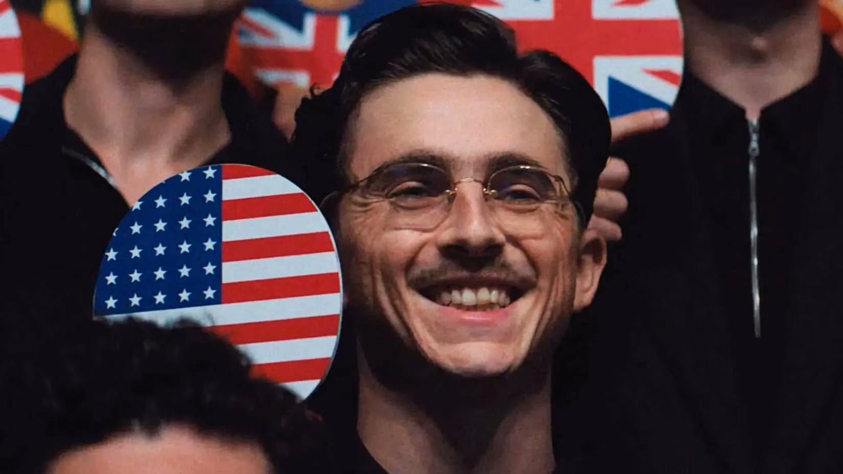 timothee-chalamet-s-oscar-hopes-for-marty-supreme-frontrunner-status-and-fierce-competition-image-1